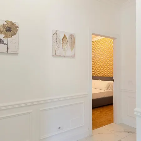 Alex Apartment Lesa